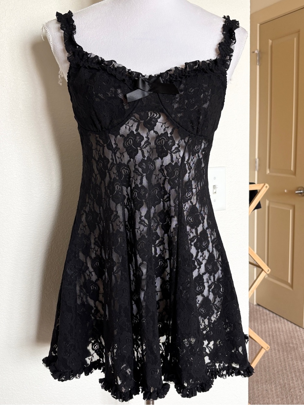 Seductive Wear by Cinema Etoile Black Lace Babydoll Lingerie Top M